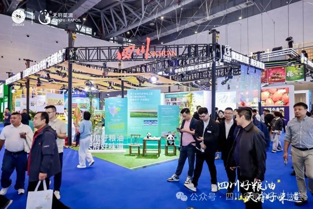 微信图片_2025-11-03_151850_165.jpg 微信图片_2025-11-03_151850_165.jpg